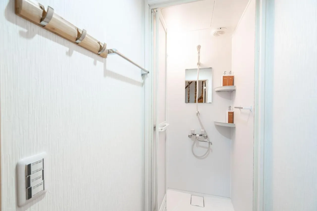 Zaito Tokyo Skytree Traditional Independent House 东京晴空塔独栋超大日式民宿-宅东押上店 0*,  Japan