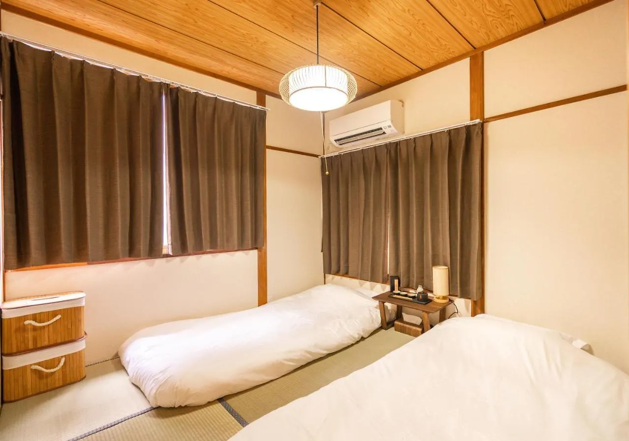 Holiday home Zaito Tokyo Skytree Traditional Independent House 东京晴空塔独栋超大日式民宿-宅东押上店