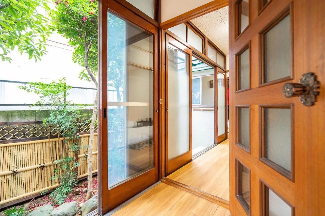 Zaito Tokyo Skytree Traditional Independent House 东京晴空塔独栋超大日式民宿-宅东押上店 0*,  Japan