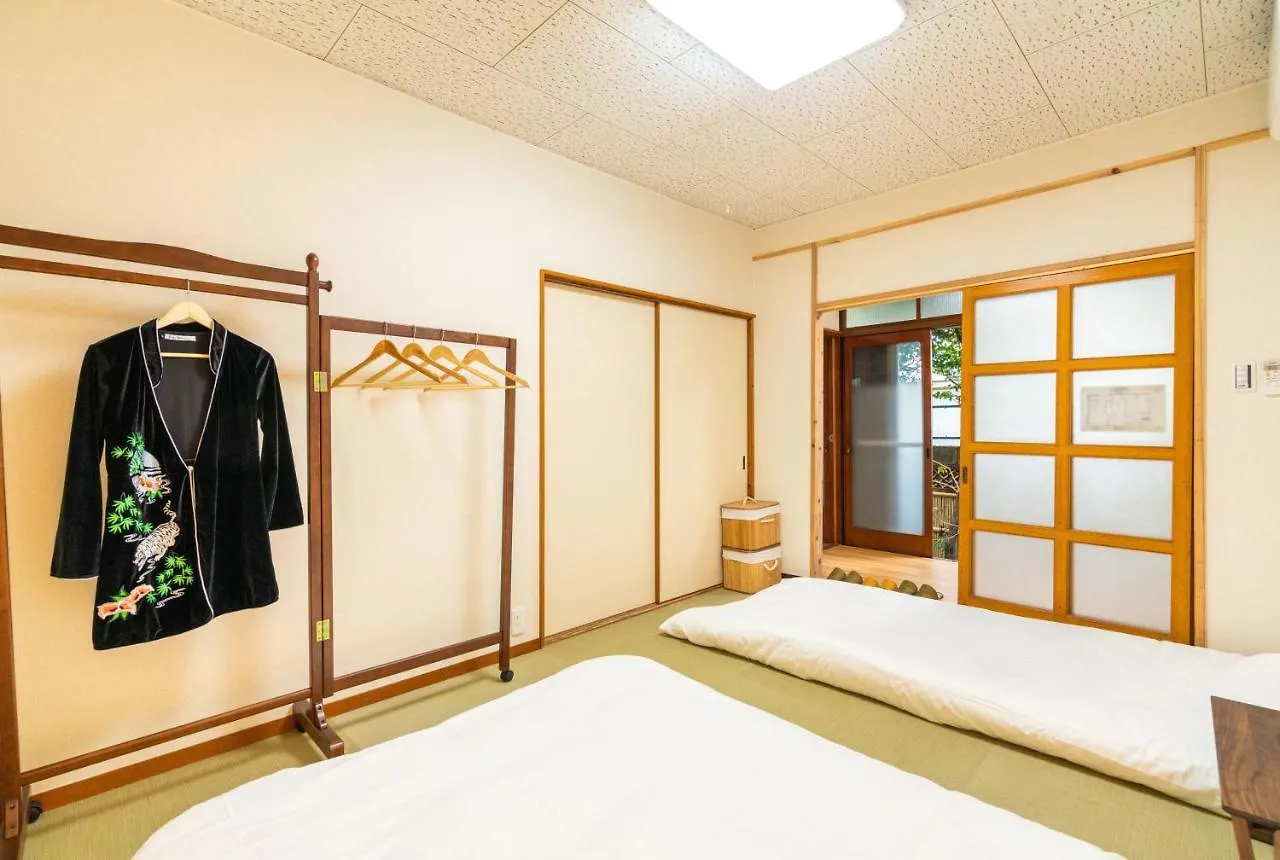 Holiday home Zaito Tokyo Skytree Traditional Independent House 东京晴空塔独栋超大日式民宿-宅东押上店
