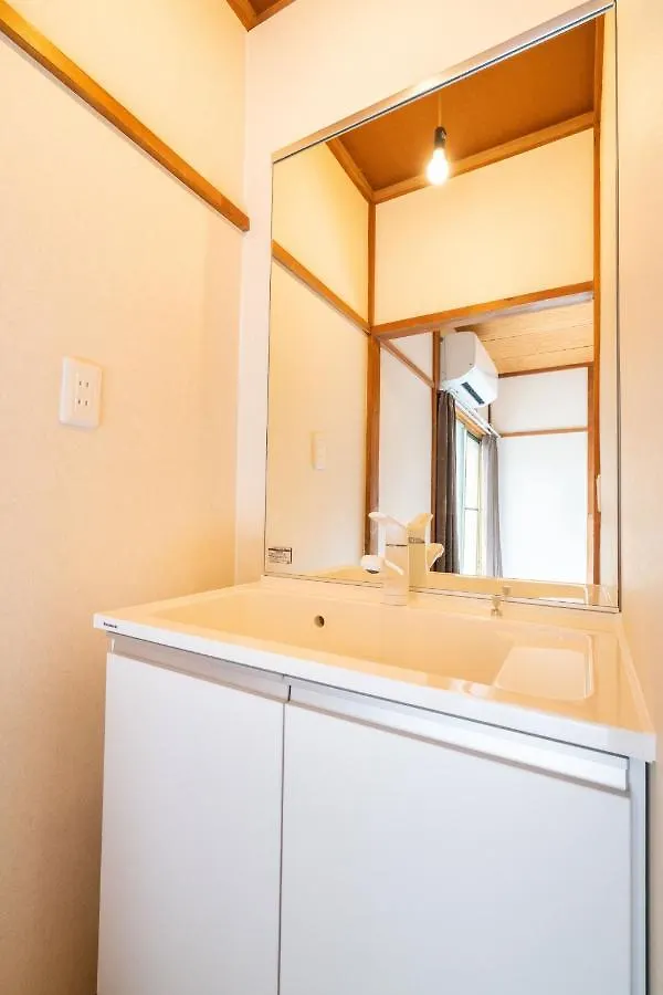 Zaito Tokyo Skytree Traditional Independent House 东京晴空塔独栋超大日式民宿-宅东押上店 Holiday home