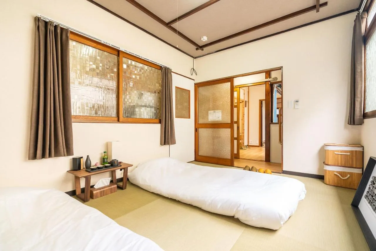 Holiday home Zaito Tokyo Skytree Traditional Independent House 东京晴空塔独栋超大日式民宿-宅东押上店 Japan