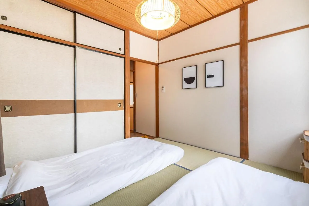 Holiday home Zaito Tokyo Skytree Traditional Independent House 东京晴空塔独栋超大日式民宿-宅东押上店